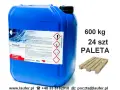 Duży, niebieski kanister z podchlorynem sodu do dezynfekcji studni głębinowej. 600 kg, 24 szt. na palecie.