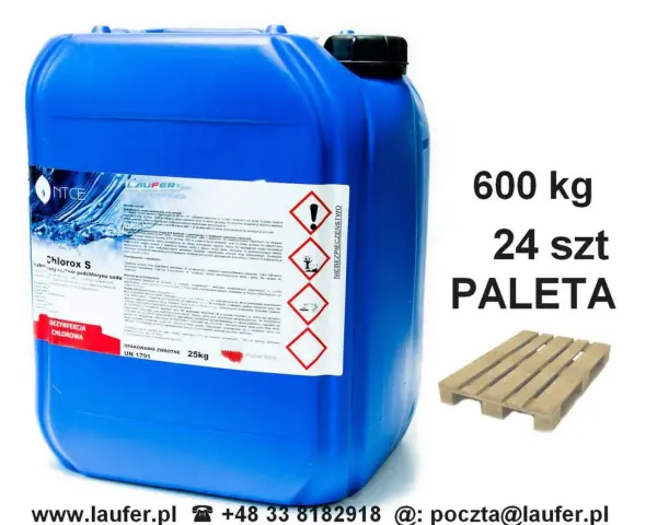 Duży, niebieski kanister z podchlorynem sodu do dezynfekcji studni głębinowej. 600 kg, 24 szt. na palecie.